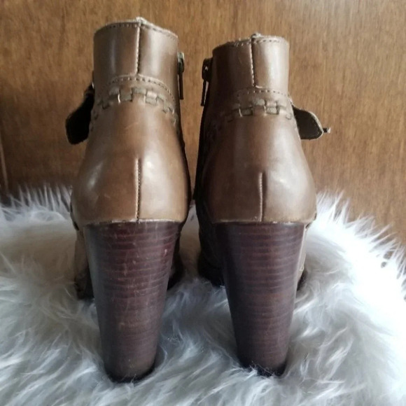 Seychelles Shenanigans Leather Lace Up Platform Booties 7 - Picture 3 of 13